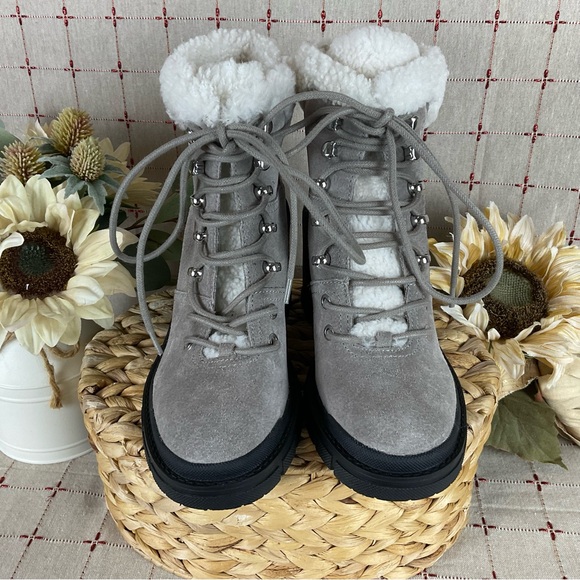 Marc Fisher “VACINTA” Grey Suede Real Fur Lined Lace Up Ankle Boots MLVACINTA - Picture 2 of 7